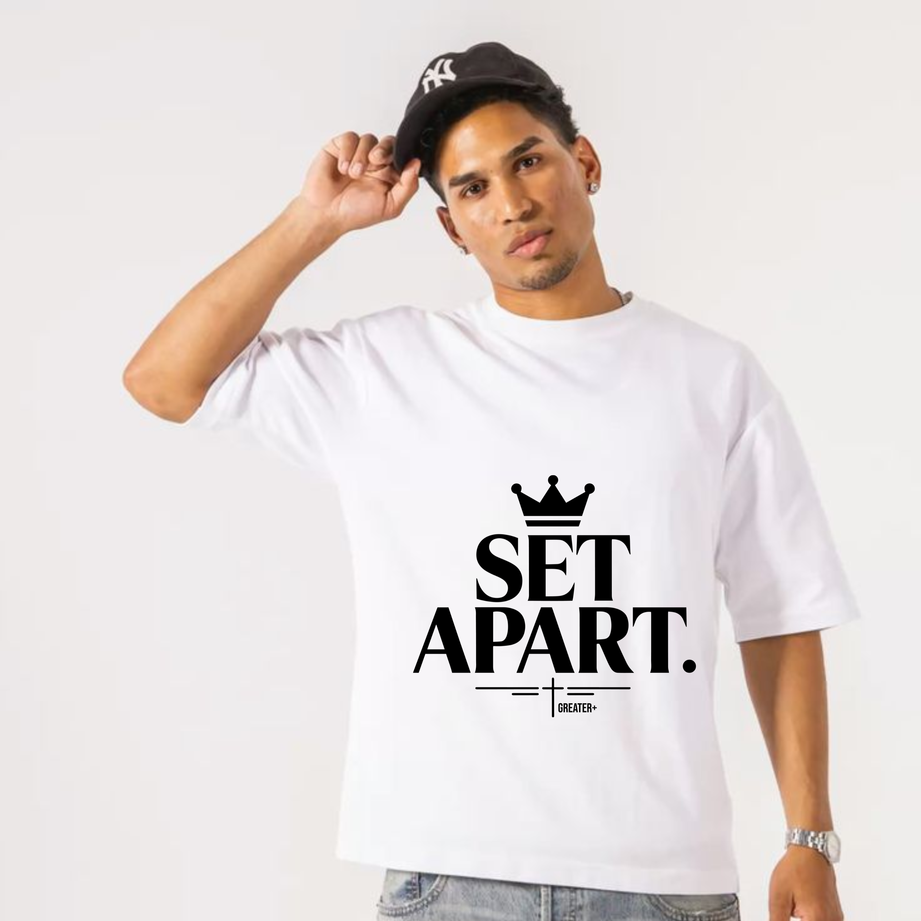 Set Apart – Kingdom & Crown Wordmark Tee